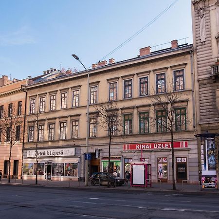 All In Apartman V. Budapest Exteriör bild